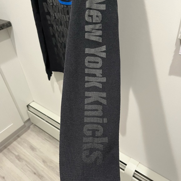 New York Knicks long sleeve thermal - Picture 2 of 6